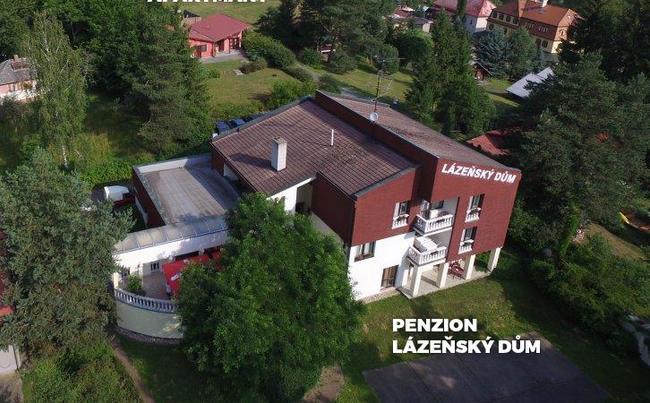 Penzion Lazensky Dum Buchlovice Zewnętrze zdjęcie